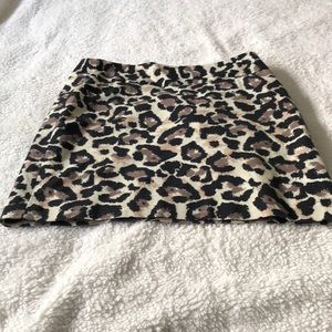 Loft animal print mini skirt with front pockets